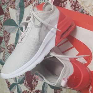 Women Nike Air Max Motion 2
